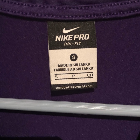 Women’s Nike quarter zip (dri-fit) - Picture 4 of 8